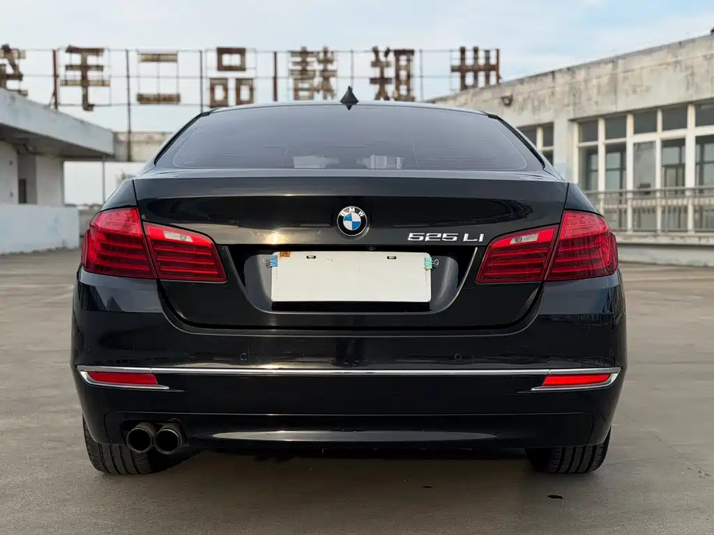 BMW 5 Series 2014 525Li Luxury Design Edition