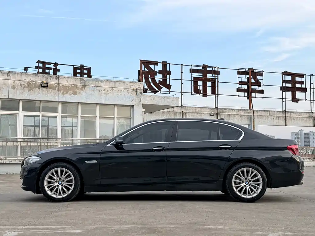 BMW 5 Series 2014 525Li Luxury Design Edition
