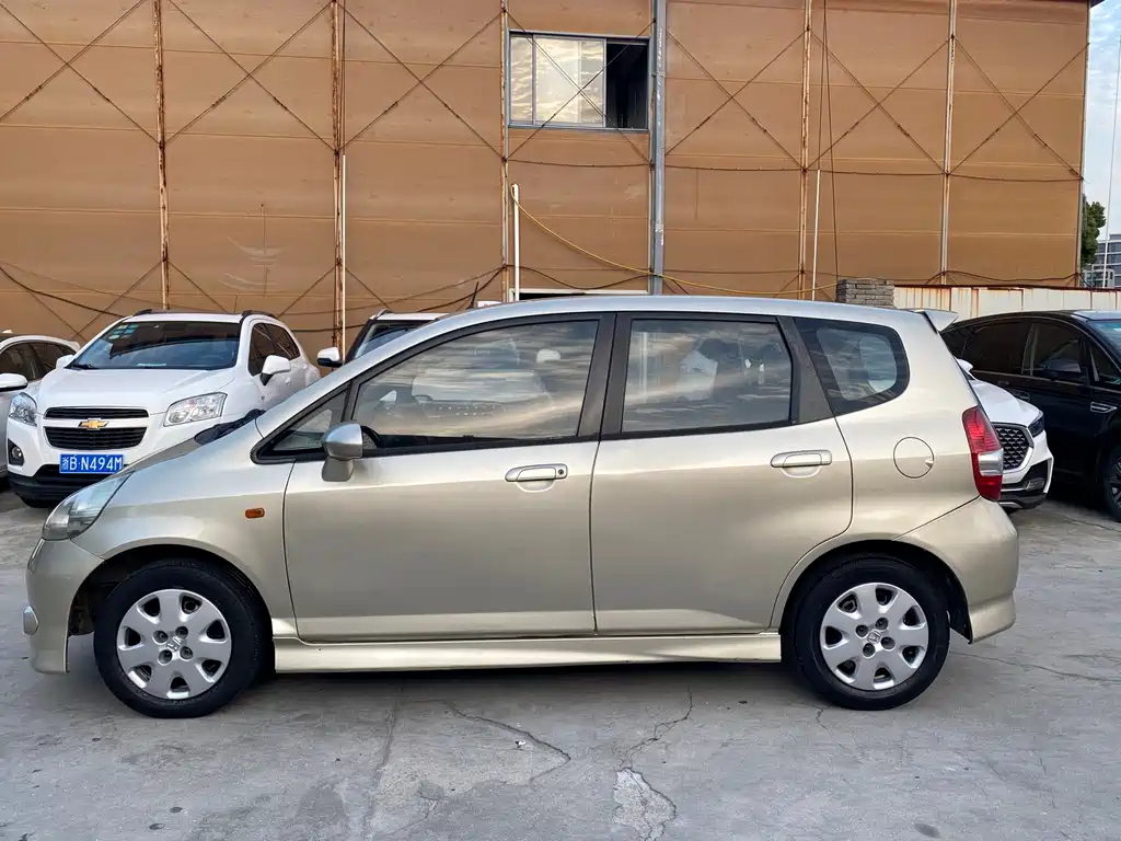 Honda Fit 2008 1.3L Automatic Comfort