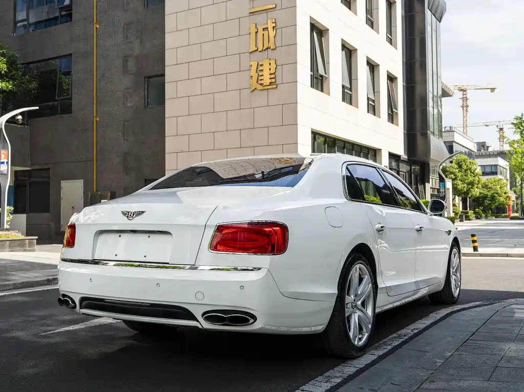 Bentley Flying Spur 2014 4.0T V8 Elegant Edition
