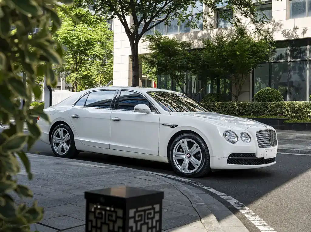 Bentley Flying Spur 2014 4.0T V8 Elegant Edition