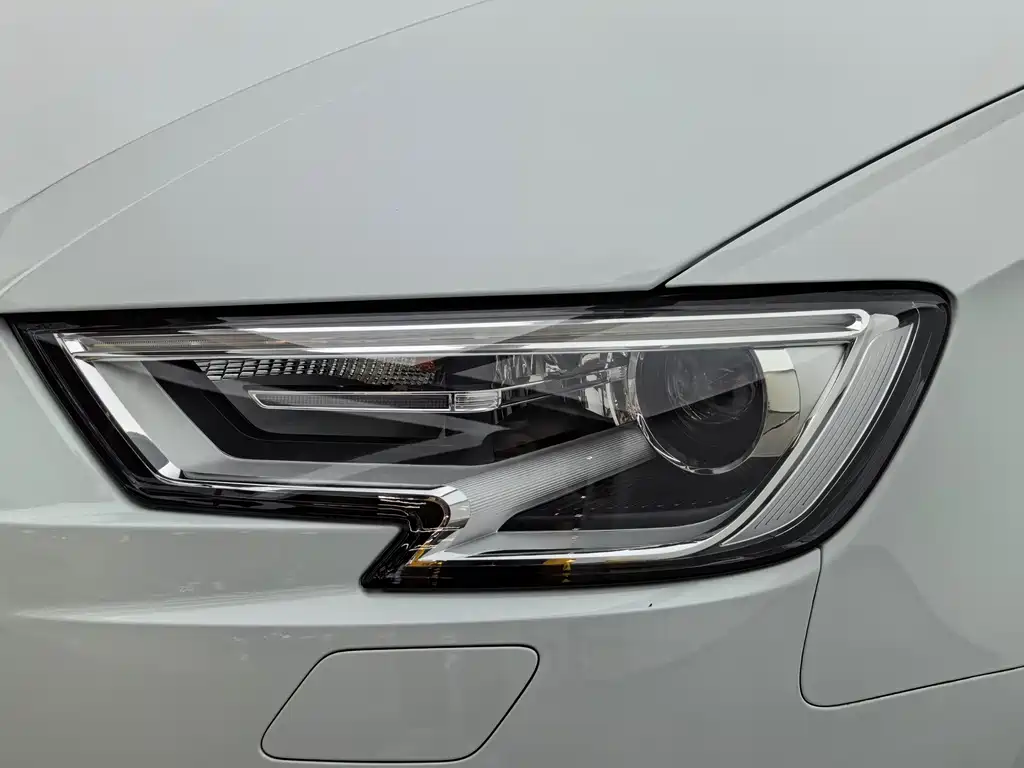 Audi A3 2020 Limousine 35 TFSI Entry
