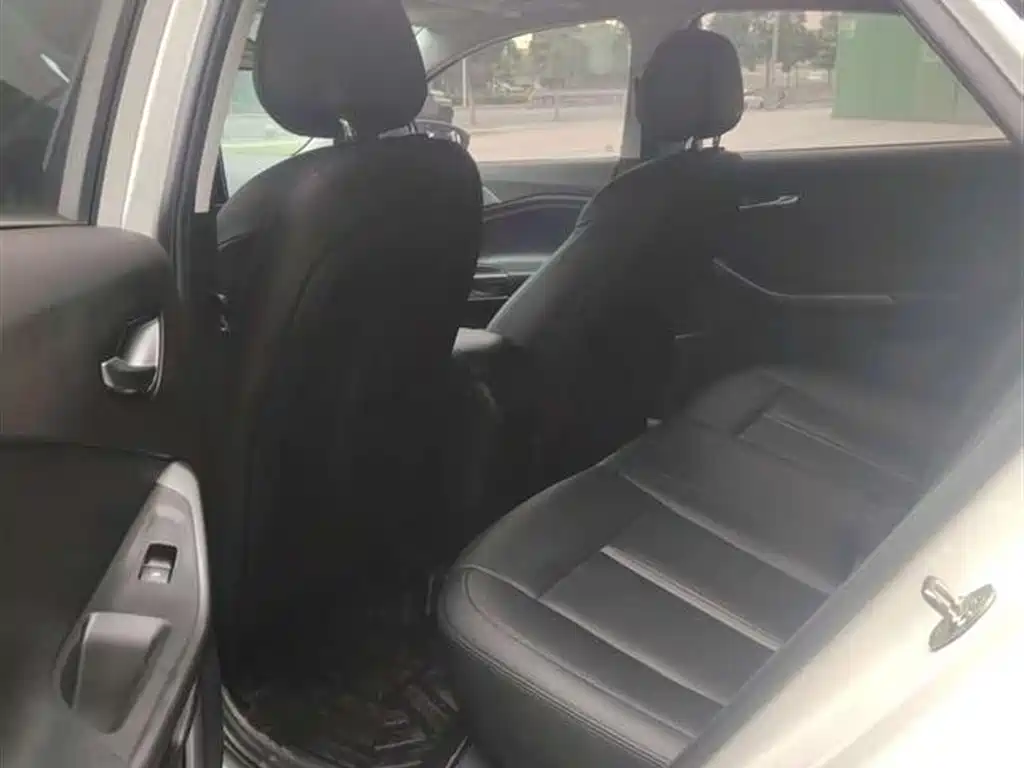 Hyundai LAFESTA 2019 280TGDi Sport Edition China VI