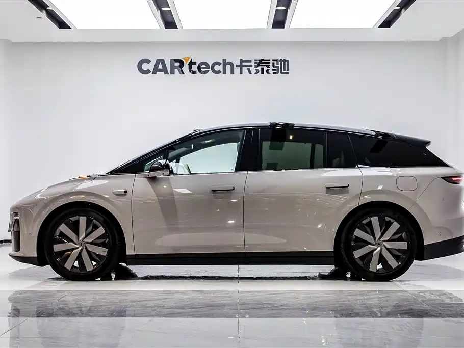Li Auto i6 2025 RWD Standard Edition