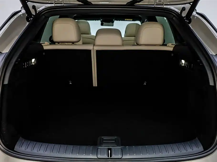 Li Auto i6 2025 RWD Standard Edition