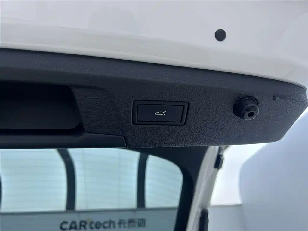 Volkswagen Tiguan X 2022 330TSI FWD Flagship Edition
