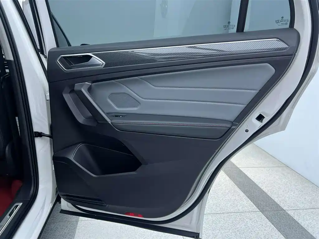Volkswagen Tiguan X 2022 330TSI FWD Flagship Edition