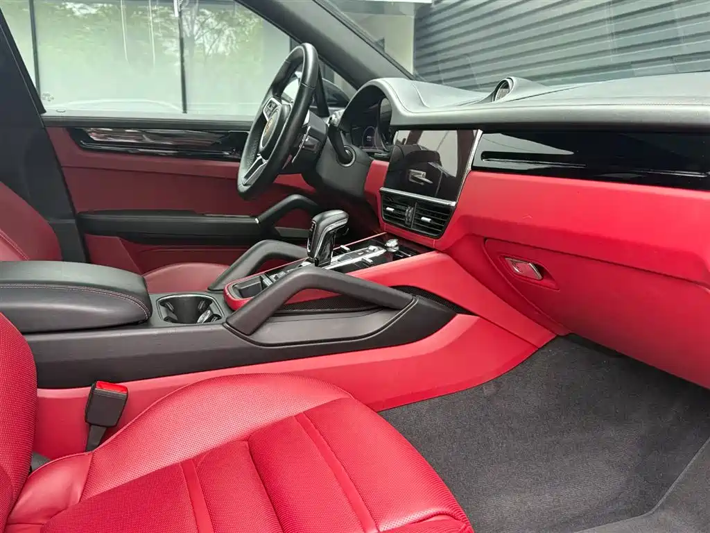 2019 Porsche Cayenne 3.0T