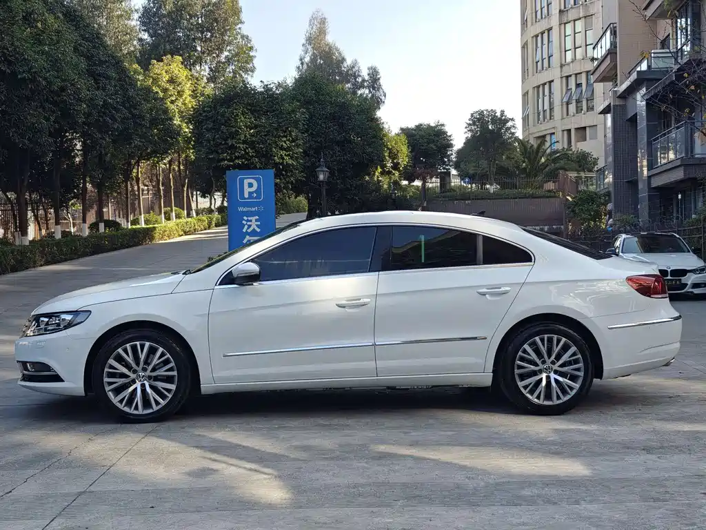 FAW-Volkswagen CC 2016 1.8TSI Luxury