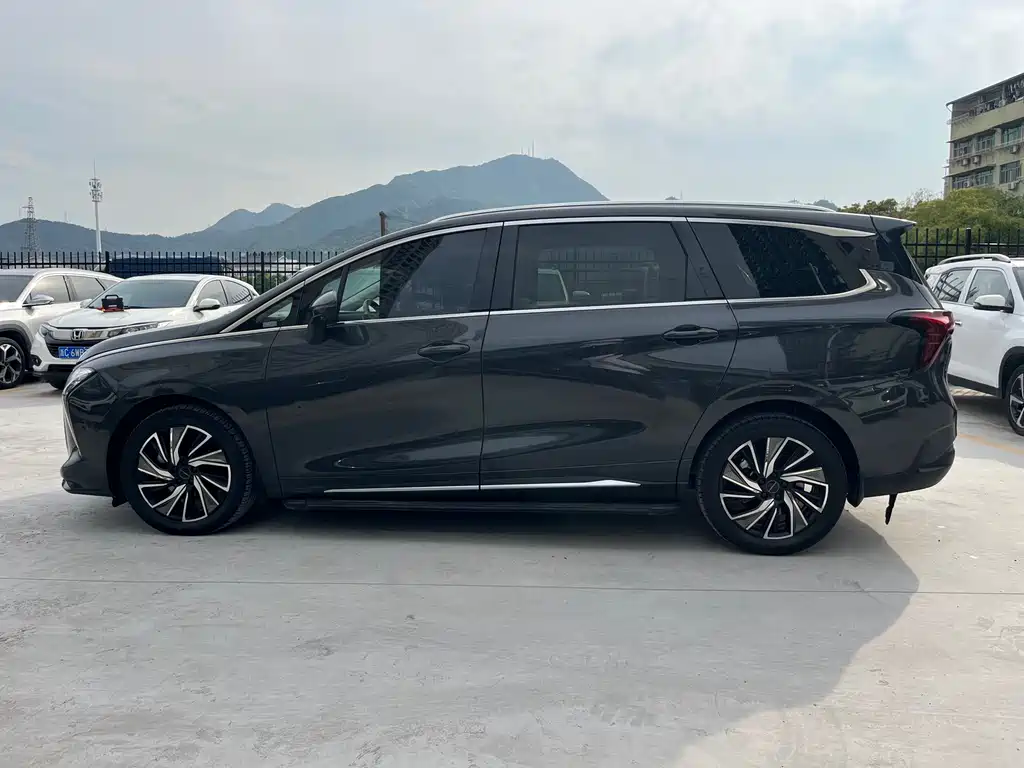 Forthing Yacht 2022 1.5T DCT Set Sail Edition