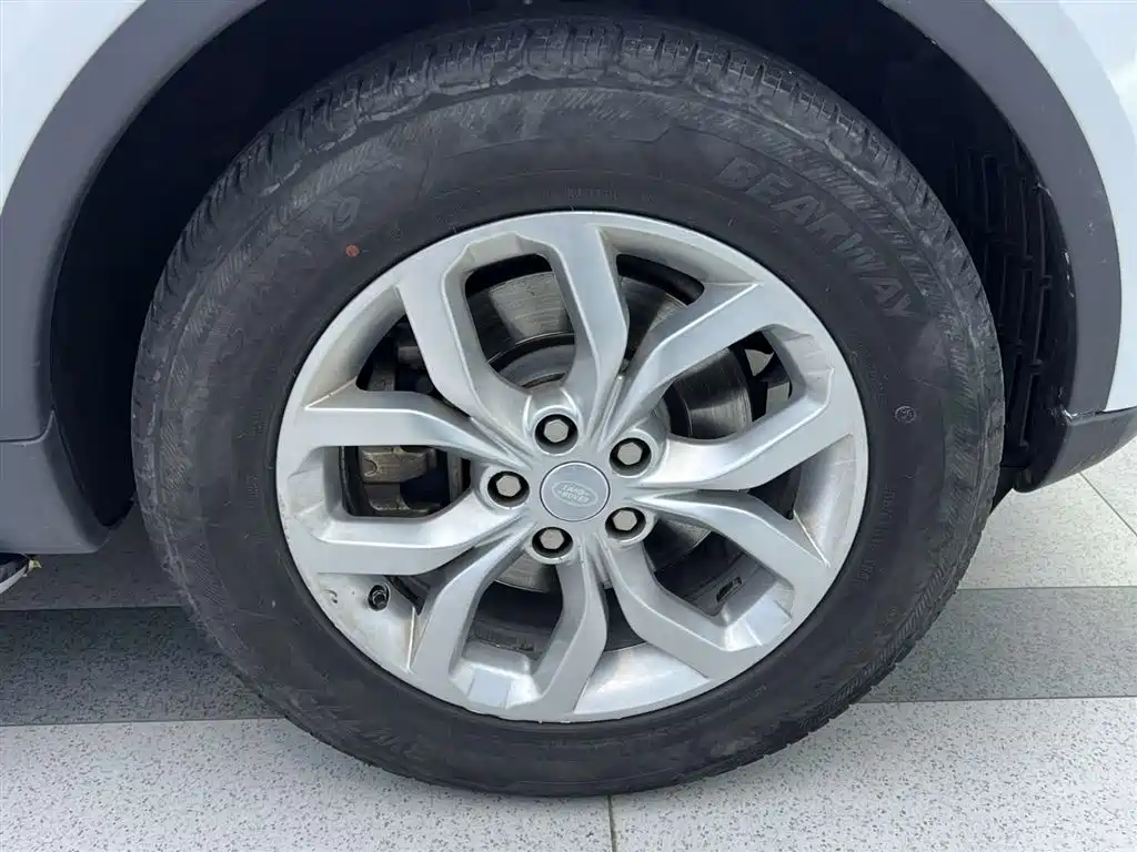 Land Rover Discovery 2017 3.0 SC V6 SE