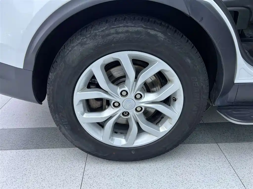 Land Rover Discovery 2017 3.0 SC V6 SE
