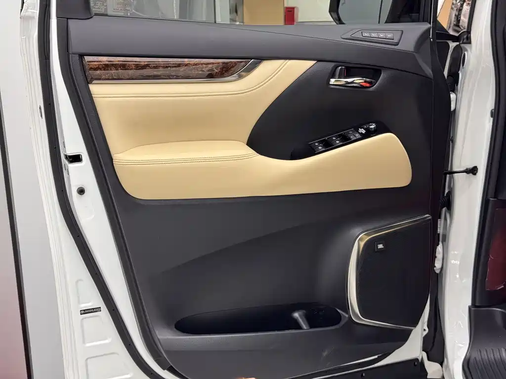 Alphard 2020 Hybrid 2.5L Luxury Edition
