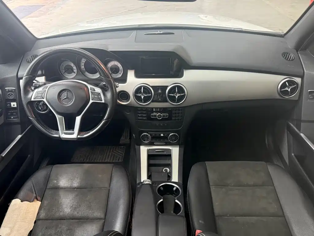 Mercedes-Benz GLK-Class 2015 GLK 260 4MATIC Dynamic Edition Ultimate Version