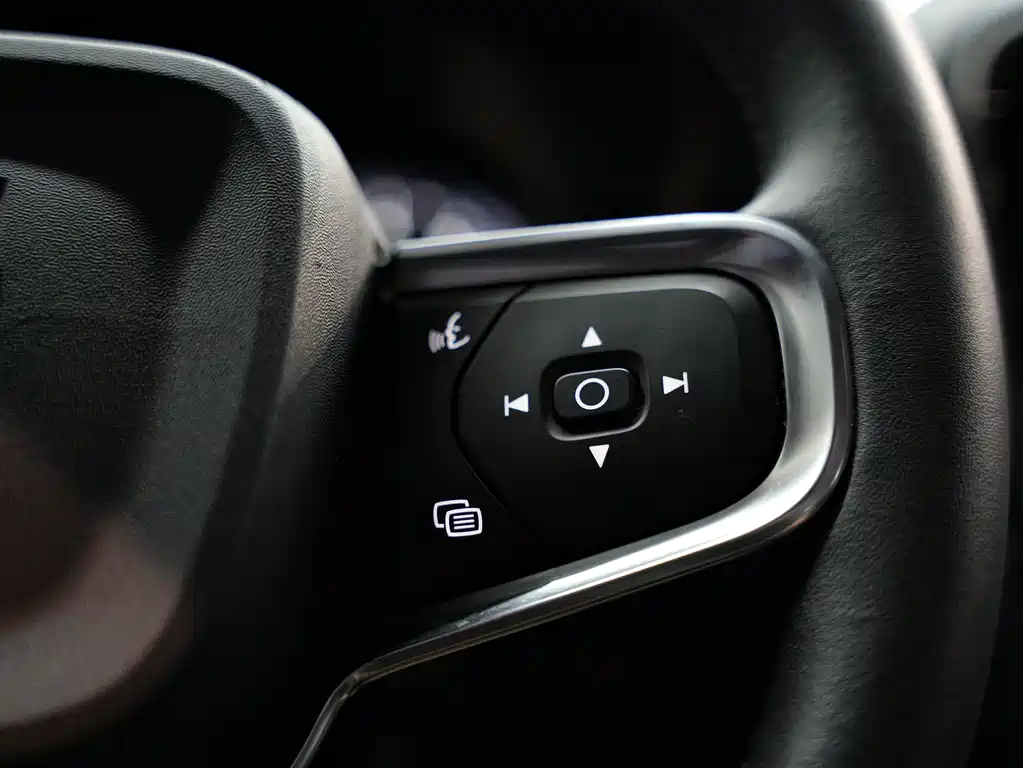 Volvo XC40 2021 T4 AWD Zhiyuan Luxury Edition