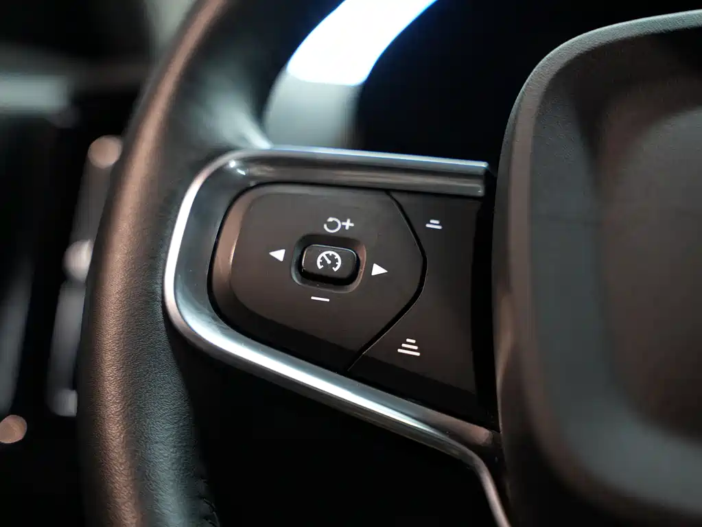 Volvo XC40 2021 T4 AWD Zhiyuan Luxury Edition
