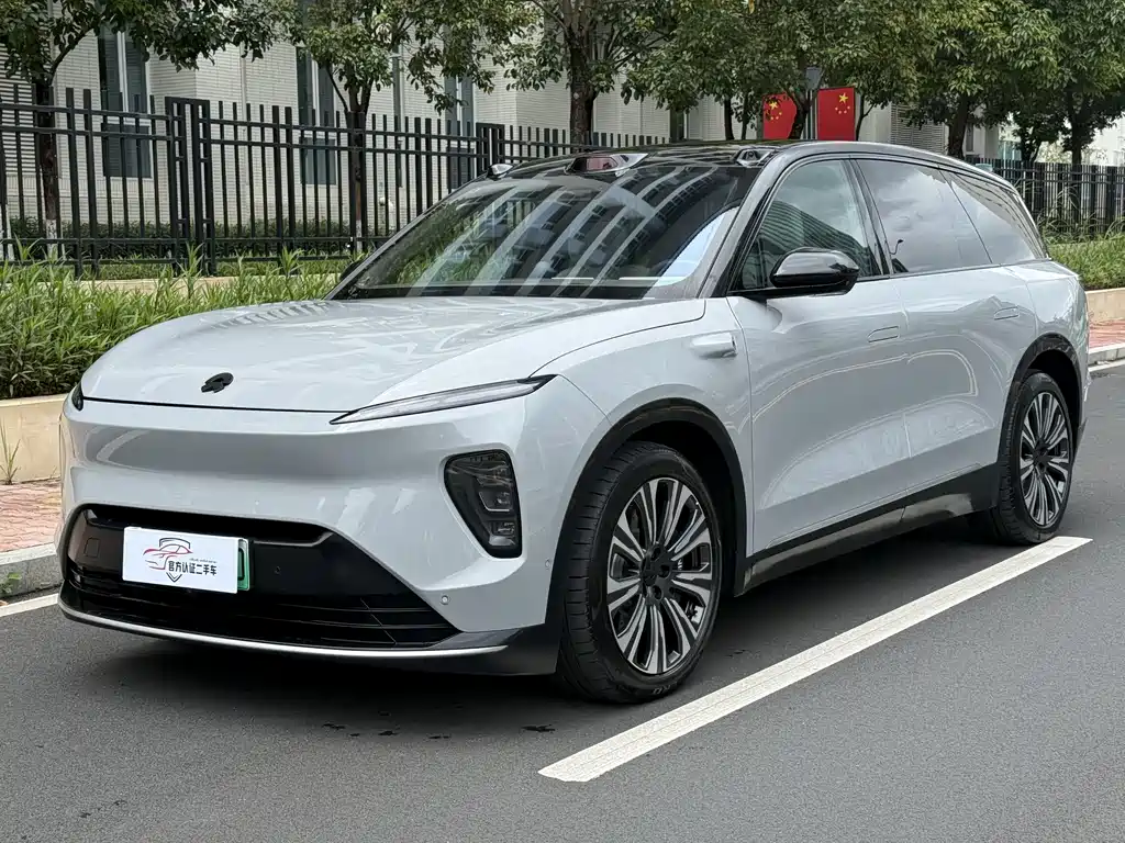 NIO ES8 2023 75kWh Executive Edition