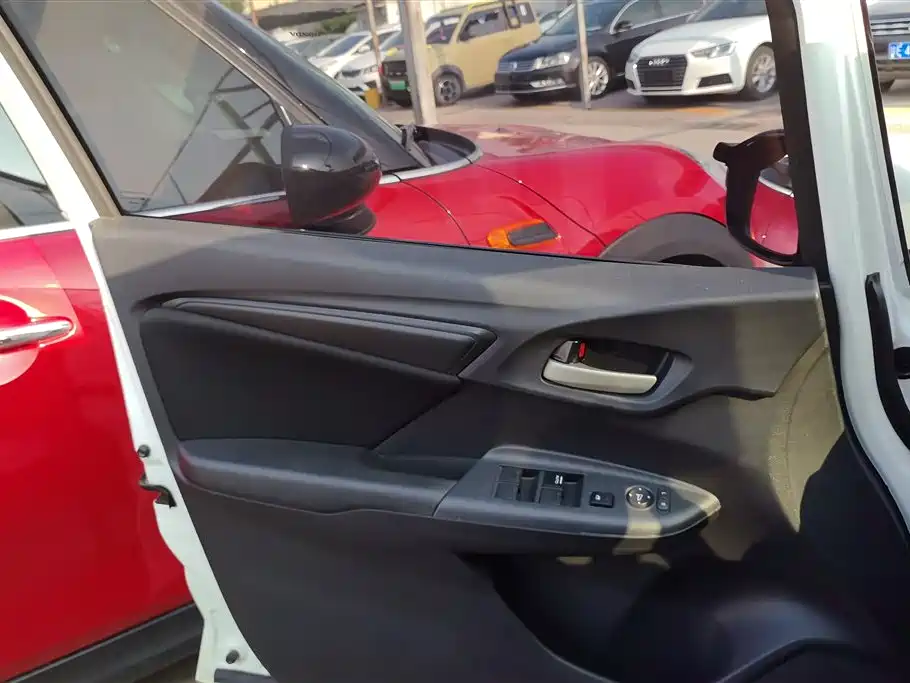 Honda Fit 2020 1.5L CVT Comfort Edition