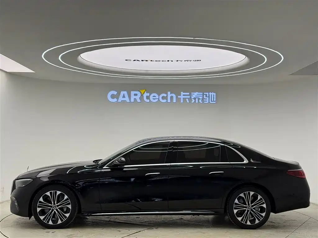 Mercedes-Benz E 350 e L Plug-in Hybrid Sedan