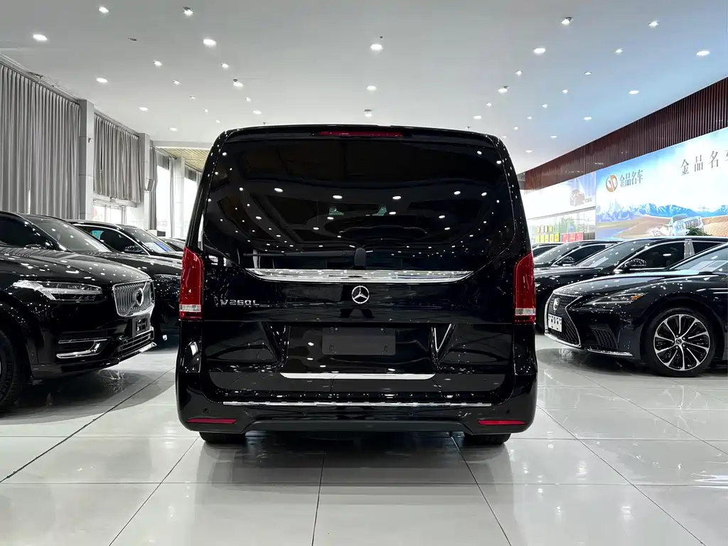 Mercedes-Benz V-Class 2022 V 260 L Long Wheelbase Luxury Edition