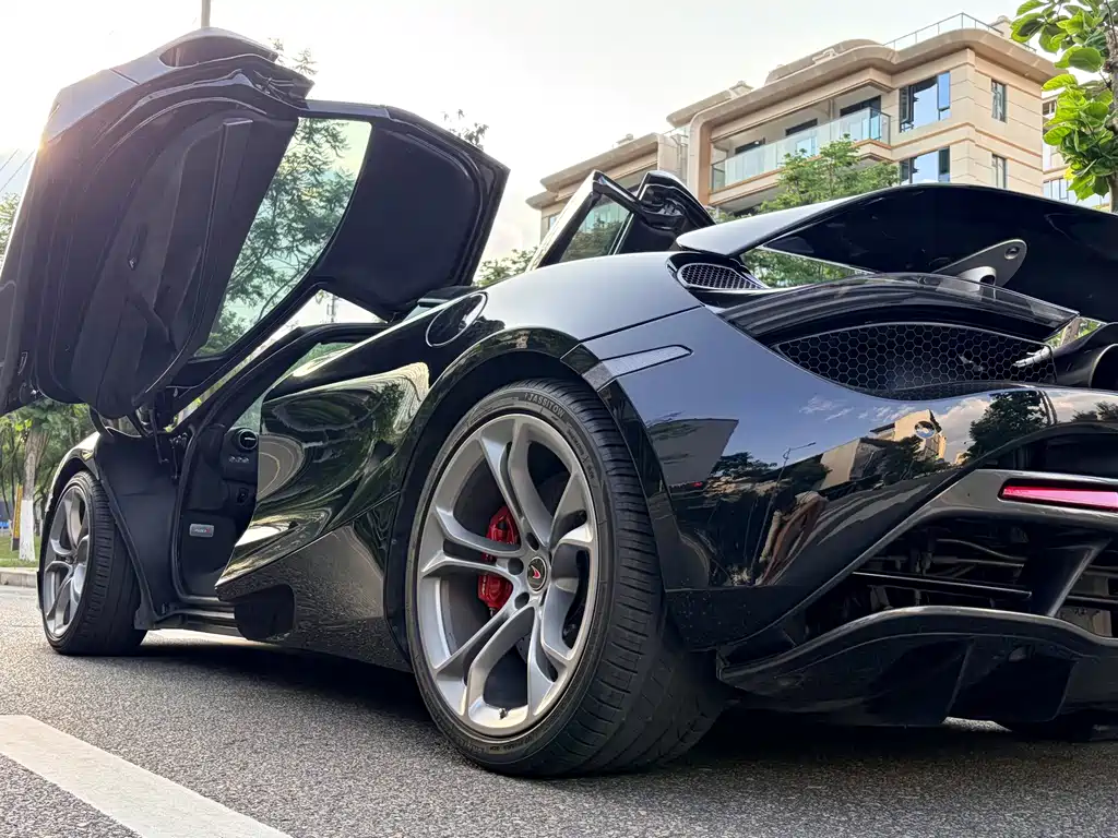 McLaren 720S 2019 4.0T Coupe