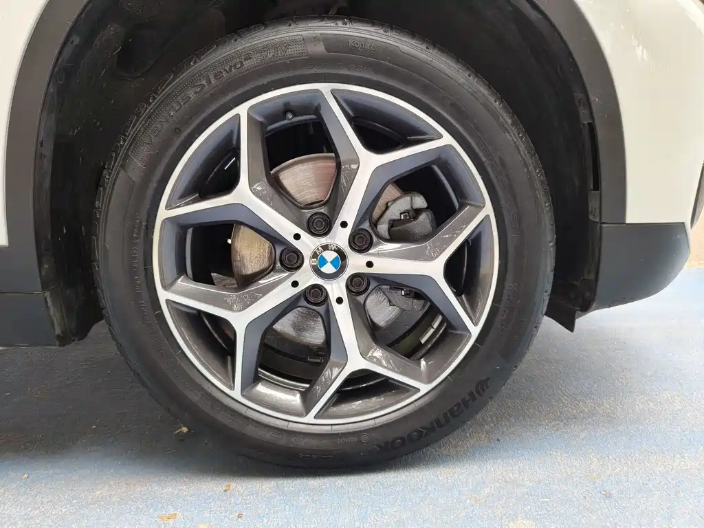 BMW X1 2019 sDrive18Li Premium Edition
