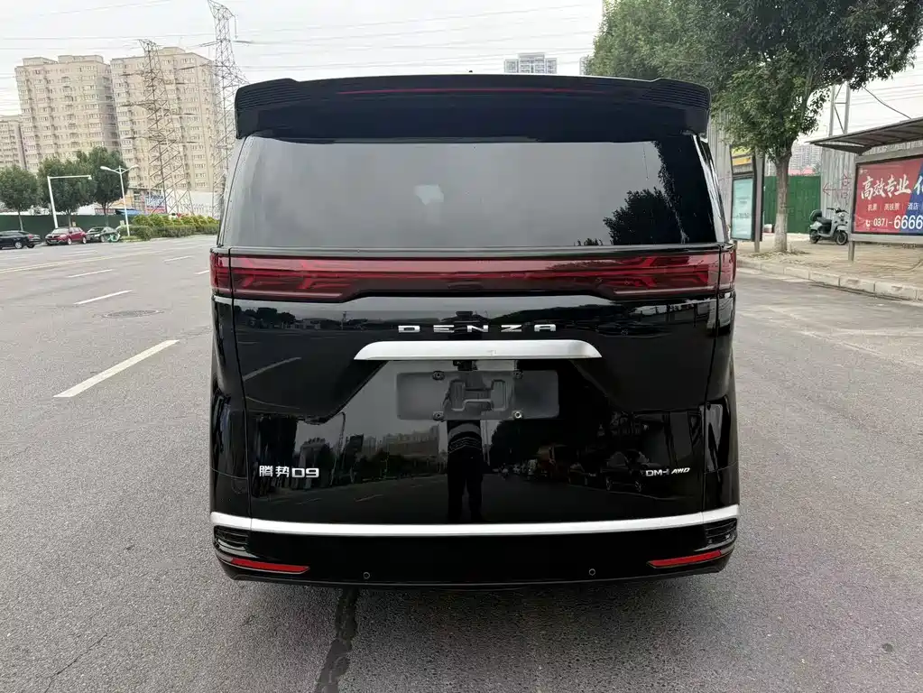 Denza D9 2022 DM-i 970 AWD Zunjong Edition
