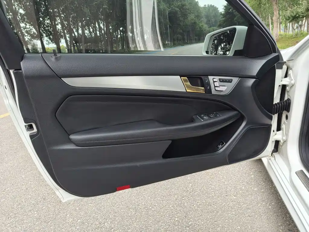 Mercedes-Benz C-Class 2013 C 180 Coupe (Import)