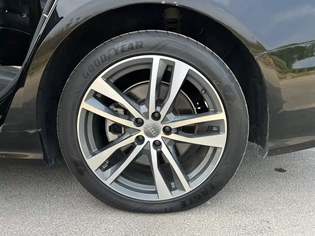 Audi A6L 2021 40 TFSI Luxury Dynamic Edition