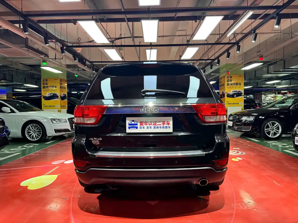 Jeep Grand Cherokee 2012 3.6L Flagship Edition