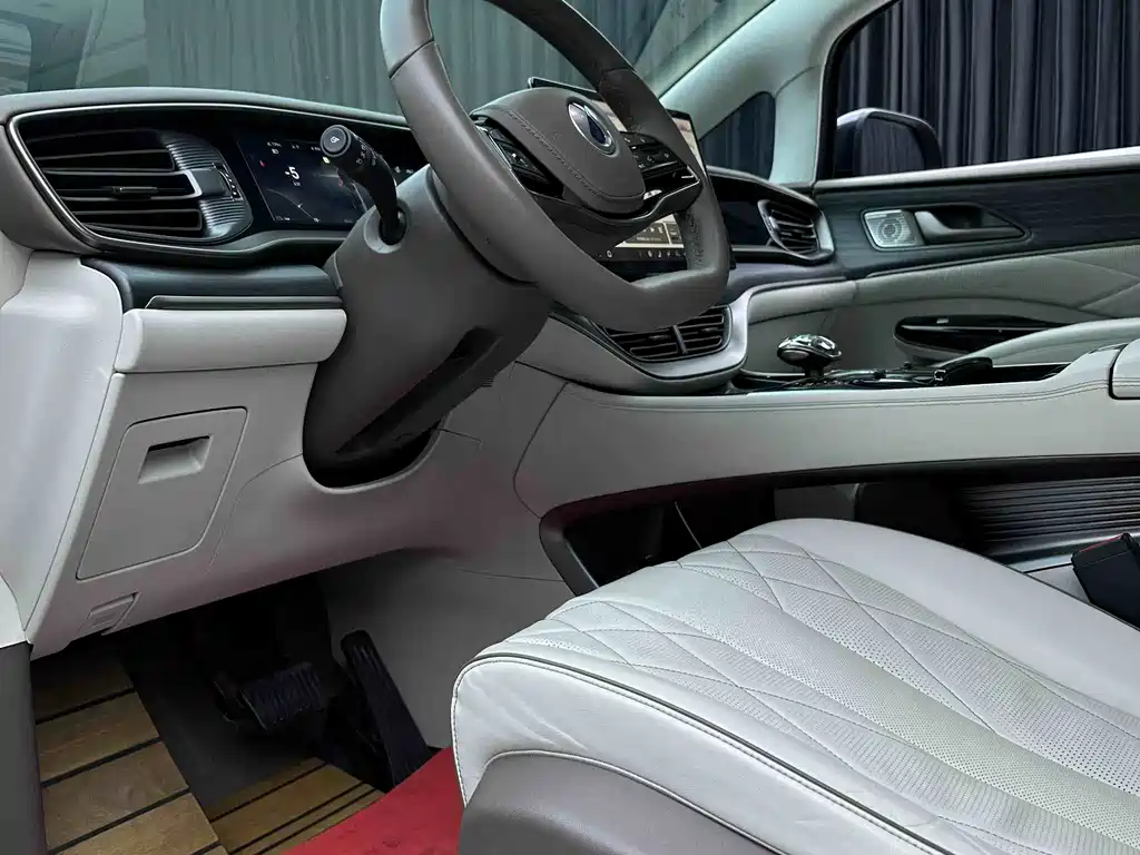 Denza D9 2022 DM-i 970 AWD Flagship
