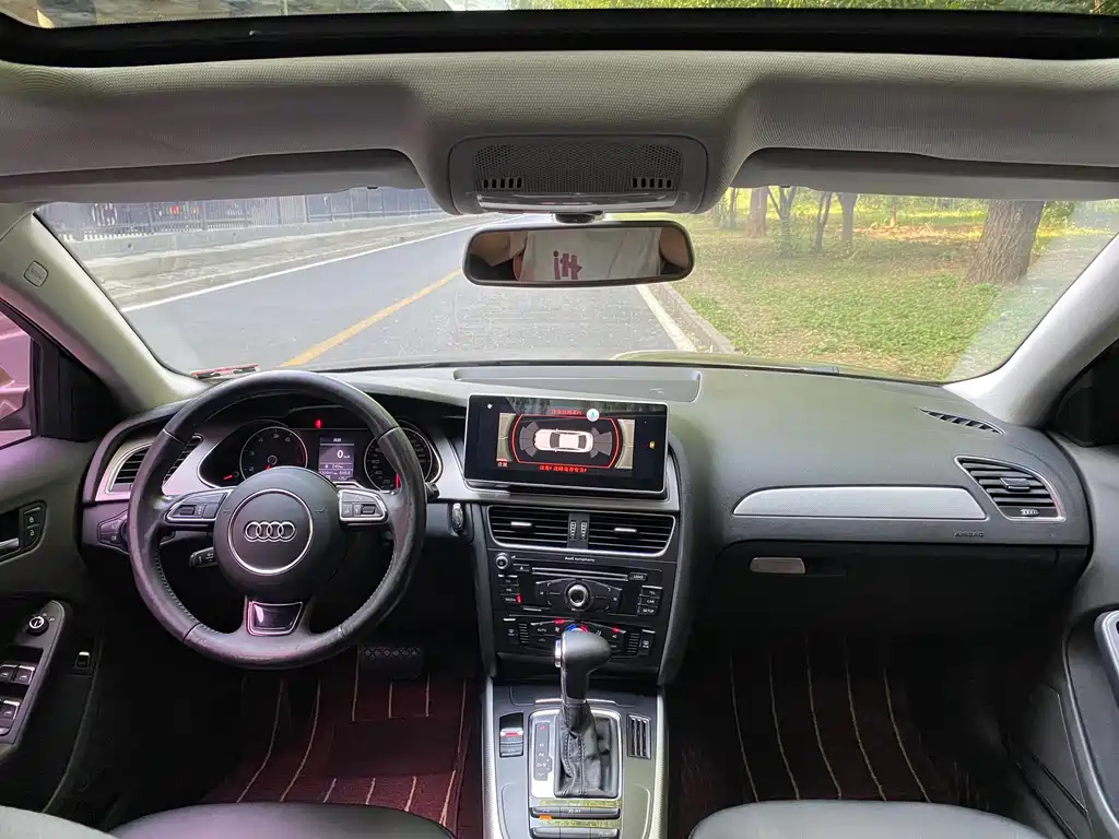Audi A4L 2013 35 TFSI Automatic Standard Edition
