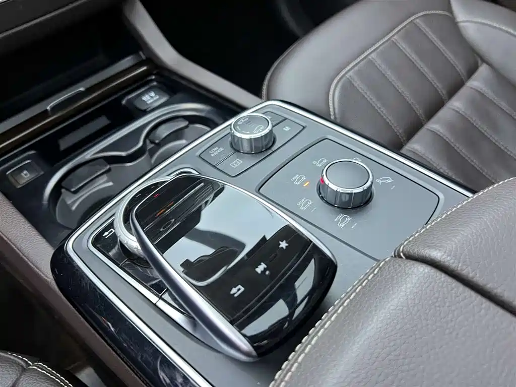Mercedes-Benz GLS 400 4MATIC