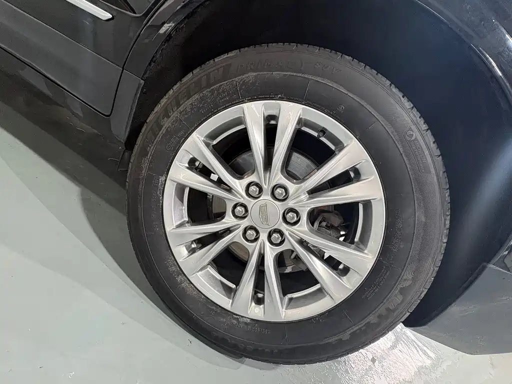Cadillac XT5 2022 2.0T FWD Luxury