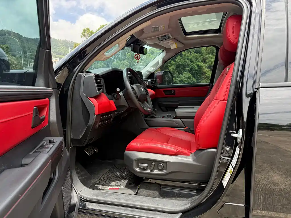Toyota Sequoia 2023 3.5T Canadian Spec
