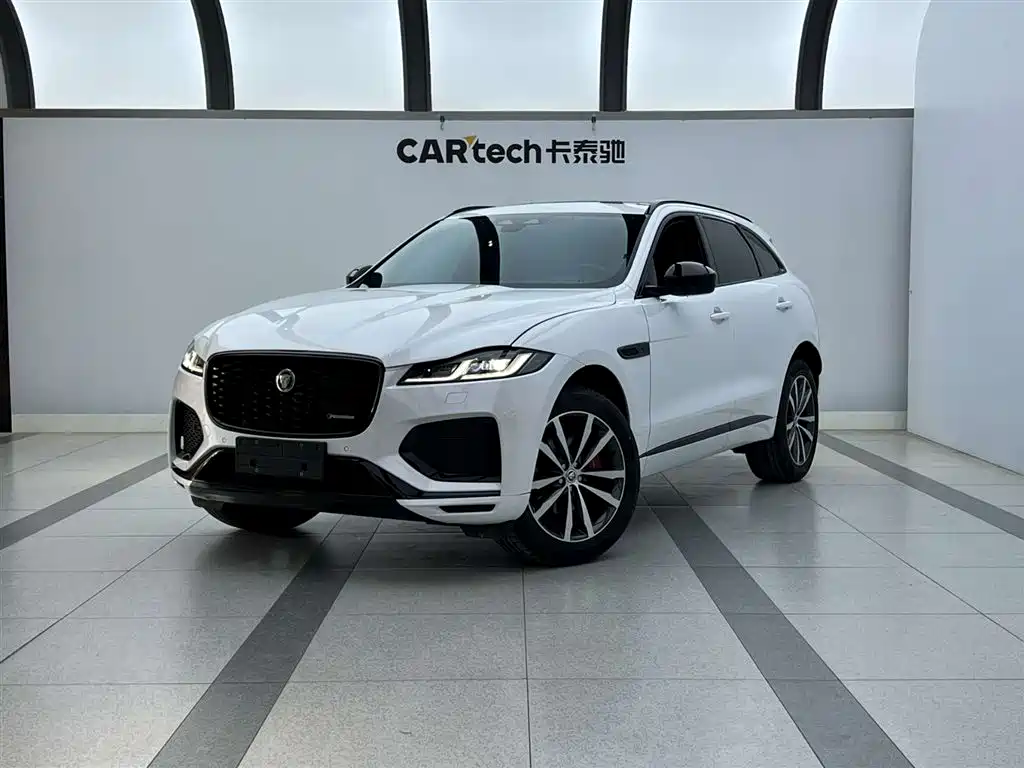 Jaguar F-PACE 2024 P250 R-Dynamic SE