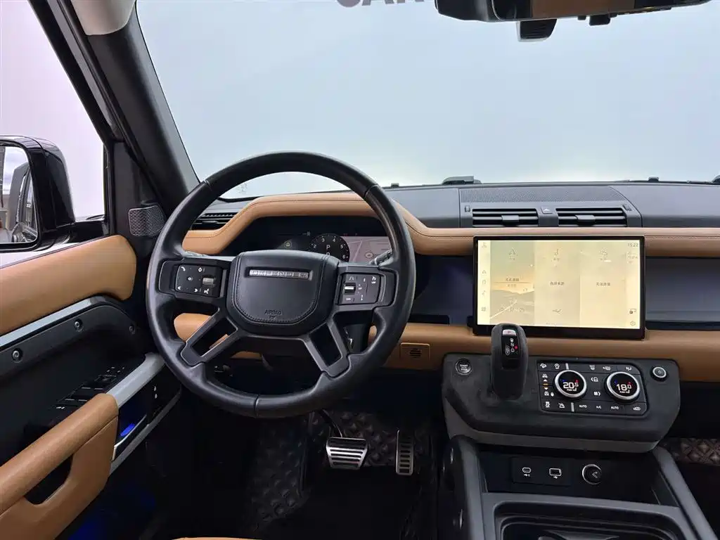 Land Rover Defender 2023 110 3.0T P400 Dark Edition