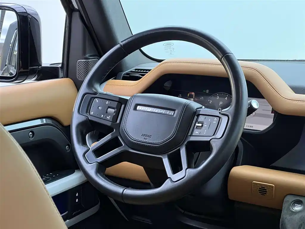 Land Rover Defender 2023 110 3.0T P400 Dark Edition