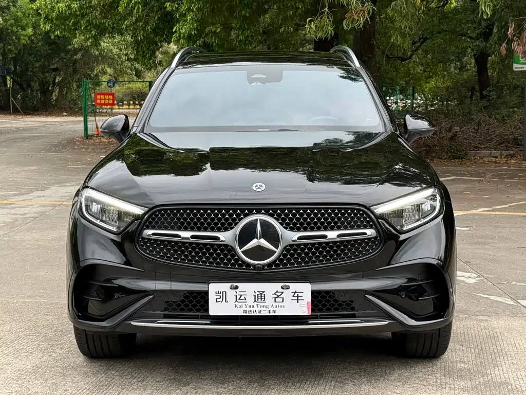 Mercedes-Benz GLC 260 L 4MATIC Luxury 5-Seater 2024