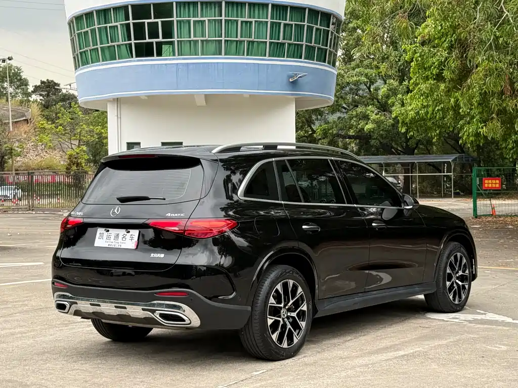 Mercedes-Benz GLC 260 L 4MATIC Luxury 5-Seater 2024