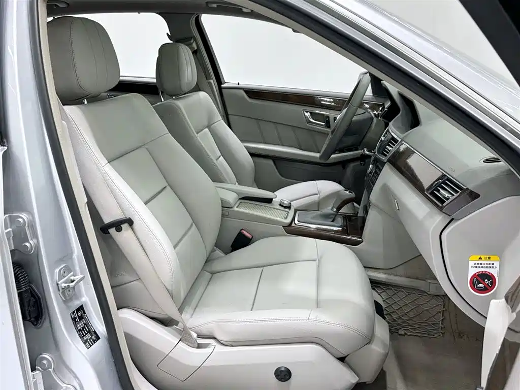 Mercedes-Benz E-Class 2011 E 260 L CGI Fashion