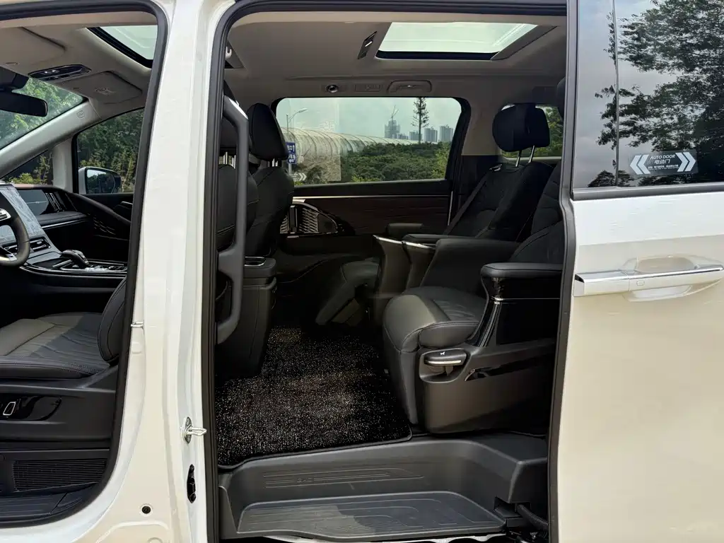 GAC Trumpchi M8 2024 Master Series 400T Premium Edition