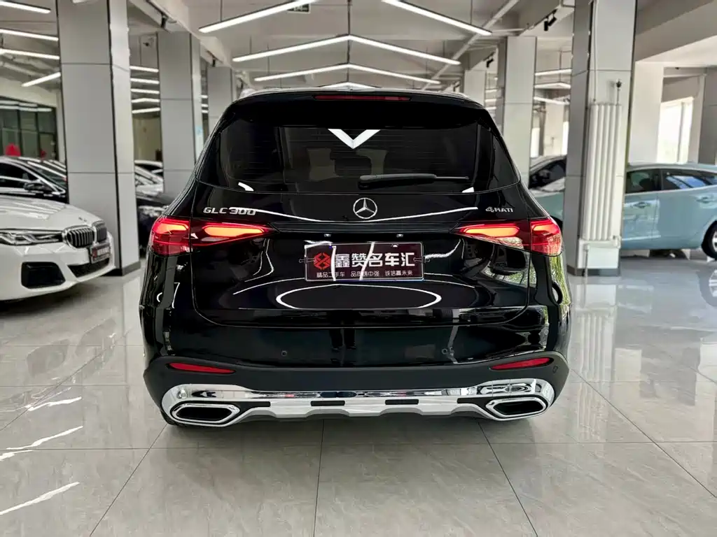Mercedes-Benz GLC 300 L 4MATIC