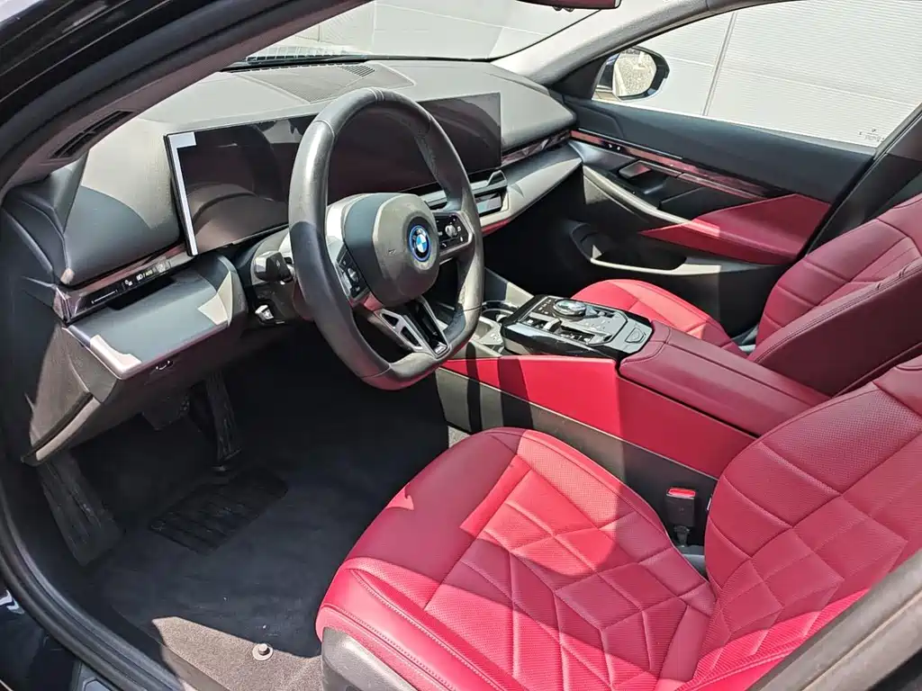 BMW i5 2024 eDrive 35L M Sport Package