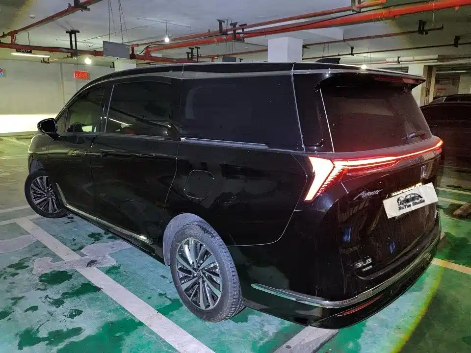 Buick GL8 NEV 2026 Avenir Luxury Edition