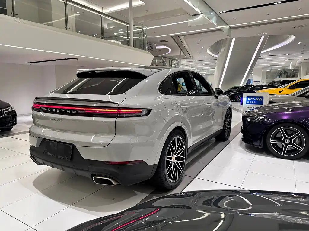 2024 Porsche Cayenne Coupé 3.0T