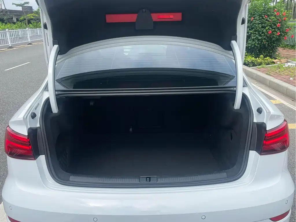 Audi A3 2020 Limousine 35 TFSI Sport China VI