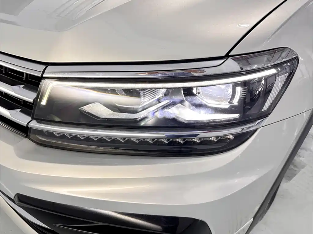 Volkswagen Tiguan L 2020 330TSI Automatic FWD R-Line Flagship Edition China VI
