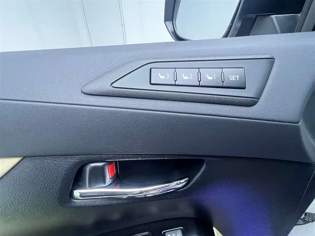 Toyota Alphard 2020 Hybrid 2.5L Premium Edition
