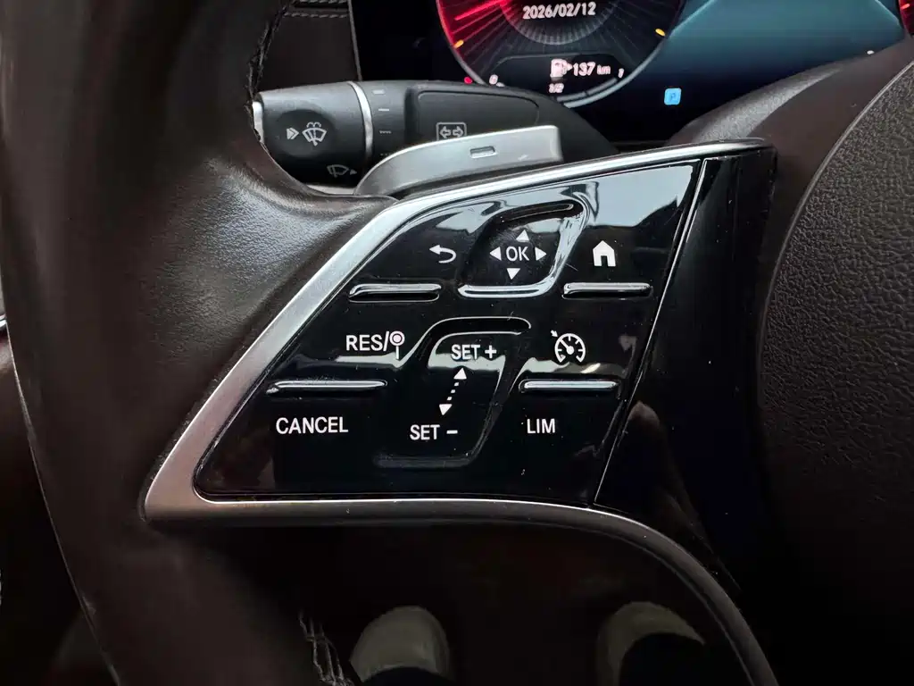 Mercedes-Benz E-Class 2022 E 260 L
